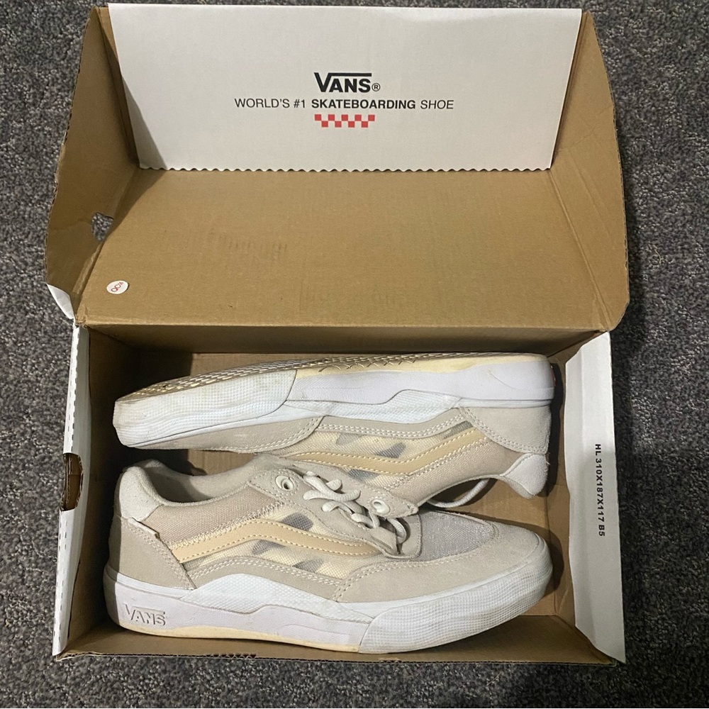 Vans Wayvee Shoe in French Oak